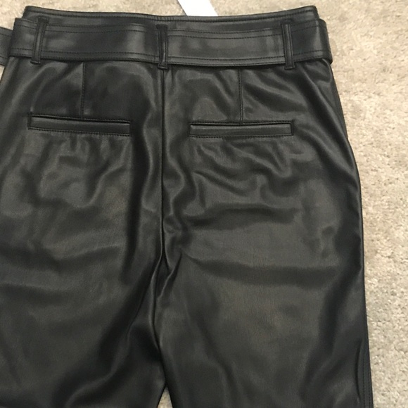 NWT. ANN TAYLOR faux leather Belted Slim Taper Pants trouser, Black, size 2 - Picture 5 of 9